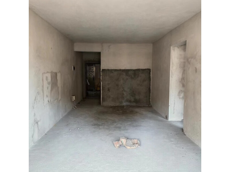 中山市板芙镇芙中路51号银华花园31幢1301房的房地产法拍房图片5