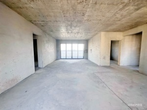 御水龙庭 5室2厅 181.5㎡ 毛坯惠州惠城区三栋镇二手房图片