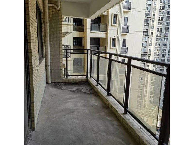 中山市三乡镇金涌大道589号金御豪庭14栋1502房的房地产法拍房图片5