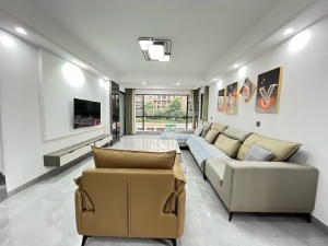 融冠蜜城 4室2厅 150㎡ 整租衡阳蒸湘区区政府北租房图片