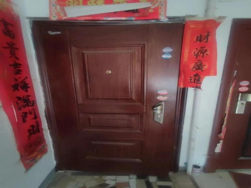 118.89平方米（资兴市兴宁镇西正街老服务公司第2栋3-702）法拍房图片2