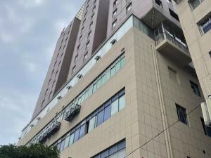 衡阳市雁峰区中山南路1-3号国贸大厦1307、1313、1314室_衡阳法拍房图片