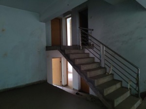 郴州市燕子前路22号202、夹202房产_郴州法拍房图片