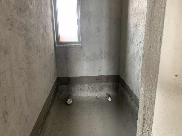 中山市黄圃镇兴圃大道中157号雅德花园3幢1202房法拍房图片2