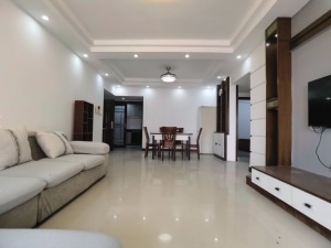 金典水岸 3室2厅 114㎡ 整租_惠州惠城区东江新城租房图片