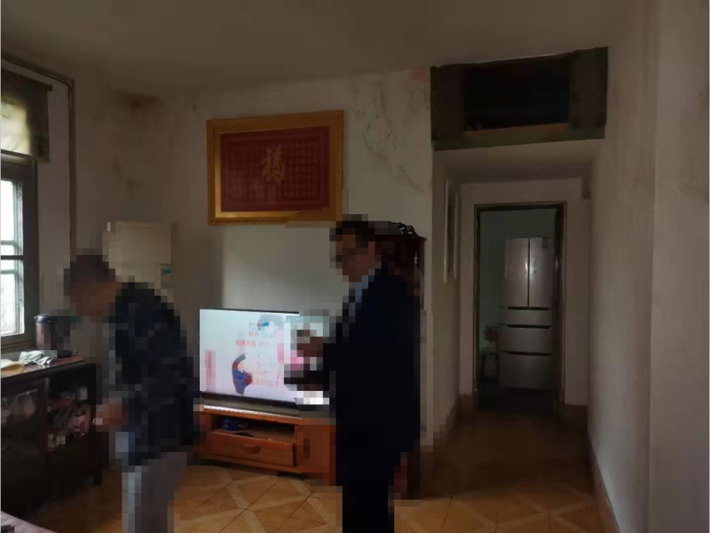 郴州市国庆南路16号3栋301房法拍房图片2